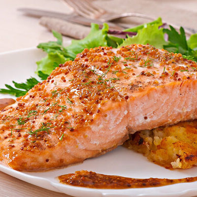 Salmon is a type of fish commonly found in the Pacific and Atlantic oceans, but is also extensively farmed.