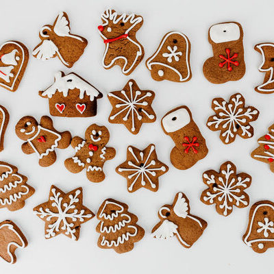 Gingerbread is the umbrella term for a variety of bakery products including soft loaves of bread, cakes, soft cookies, and hard snaps.